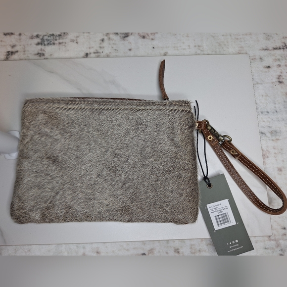 Myra Bag Genuine Leather Cowhide Hairon Wristlet Brown & White Boutique - Picture 2 of 11